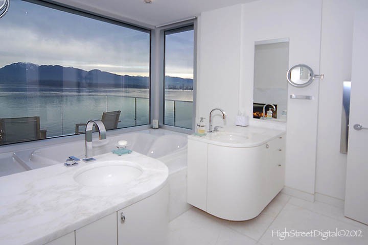 3333 point grey - ensuite