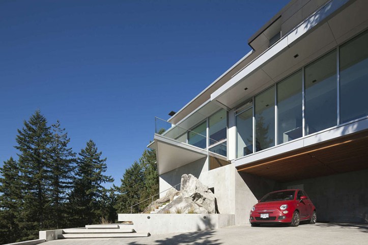 house 4249 - exterior