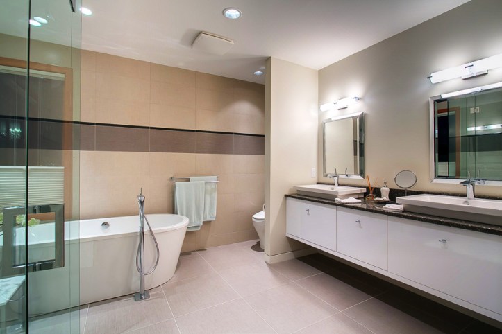 3608 quesnel - ensuite bathroom