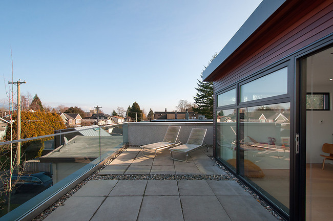 4669 west 9th - deck