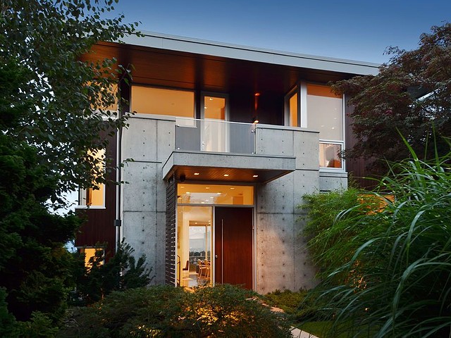 2705 west 30th - front