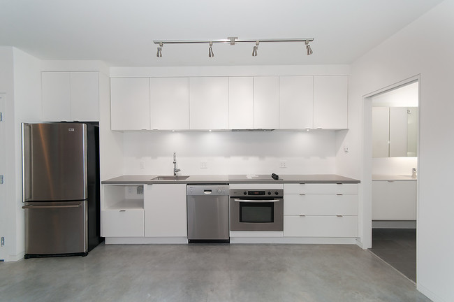 1964 west 3rd - suite kitchen