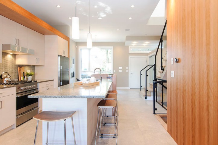 969 west 18th - kitchen island