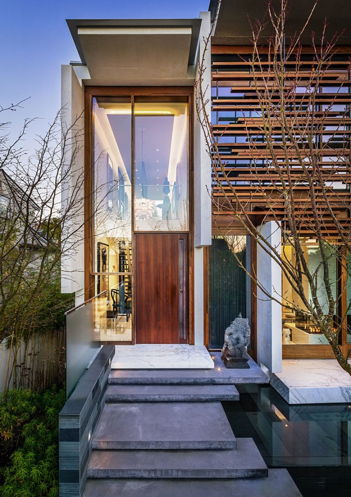 2010130_w38_int_h4_0039copy